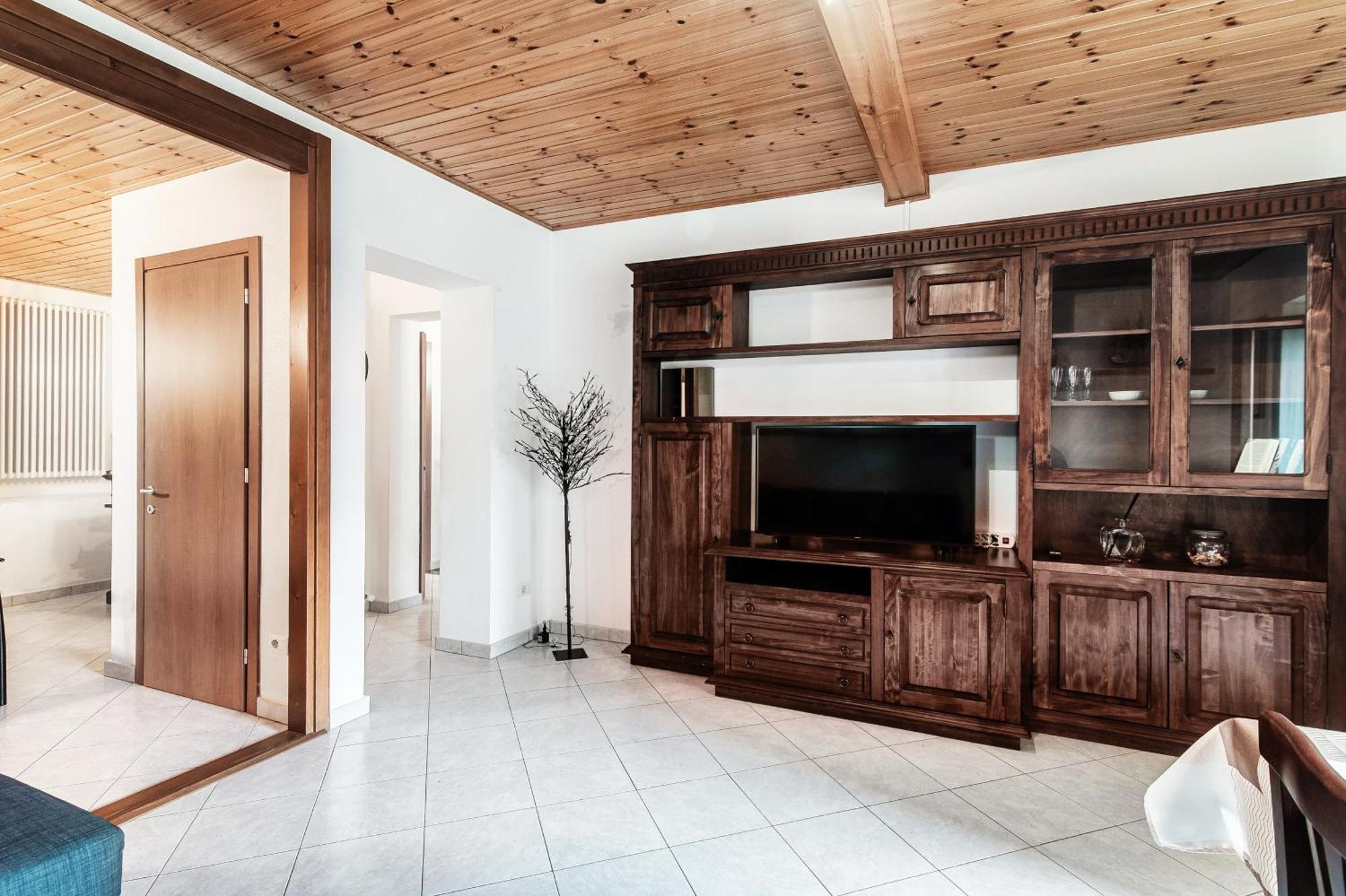 Delizioso Bilocale Vista Lago Colonno Luaran gambar